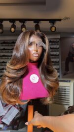 Donor Wavy Layered Units– 18” | 300g | 5×5 Closure( Custom colors) - Image 5