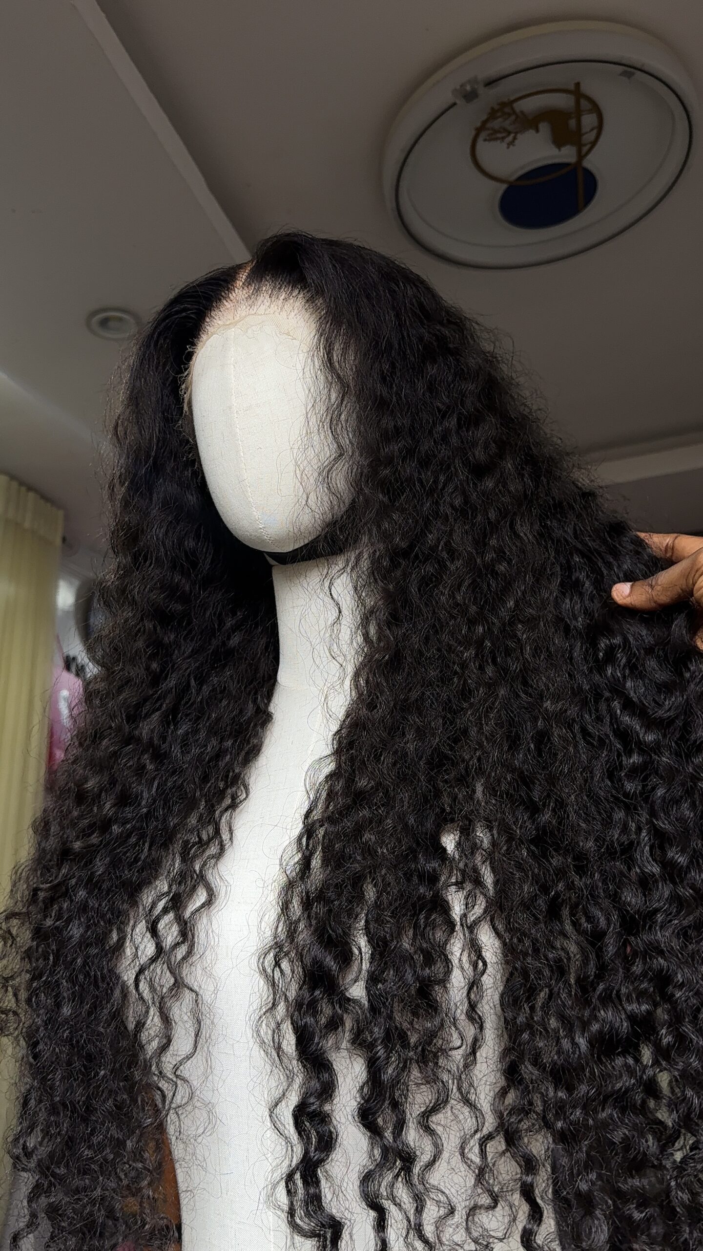 Melly Raw Curls – 28” | 400g | 13×6 HD Frontal - Image 6