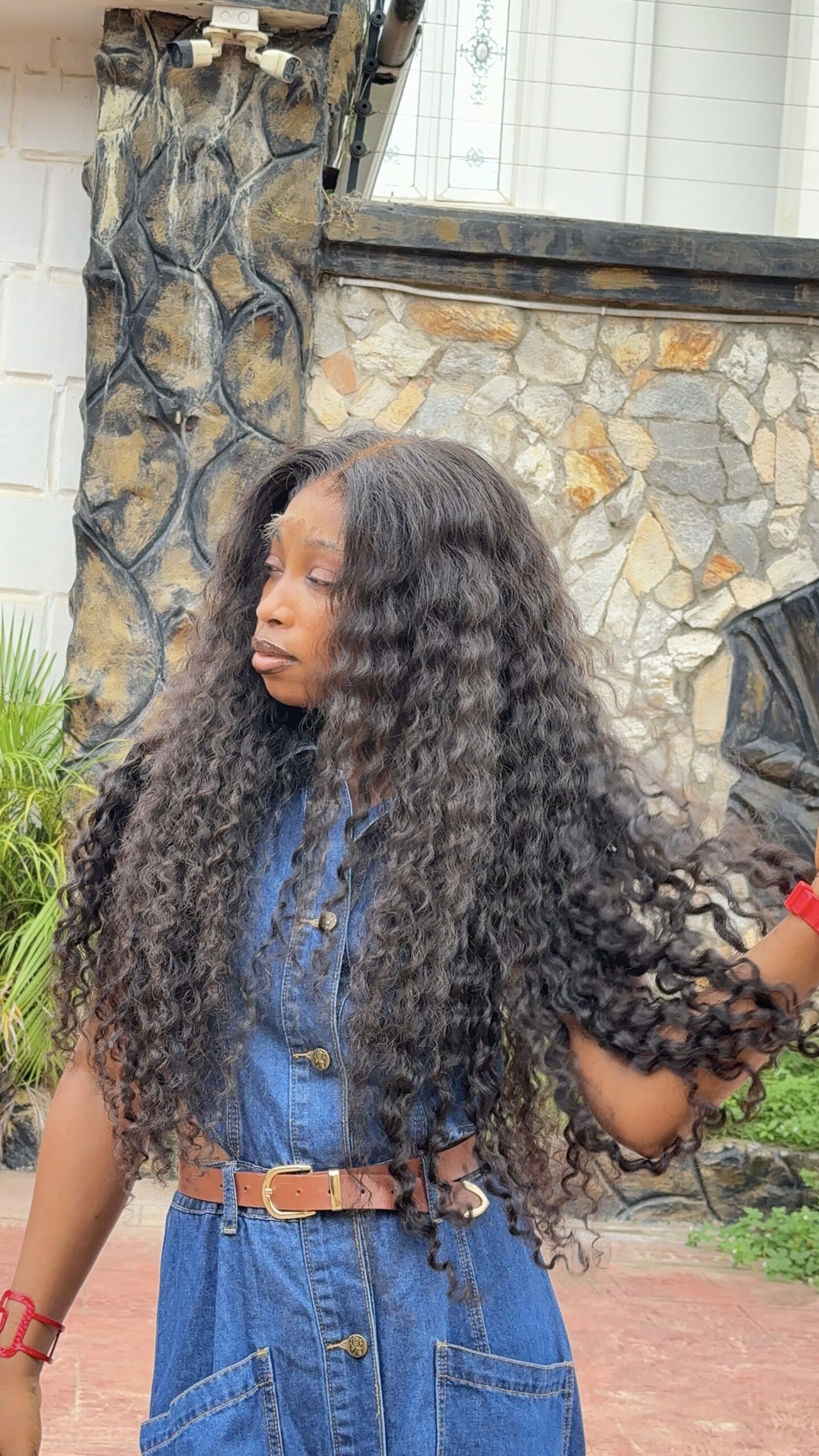 Melly Raw Curls – 28” | 400g | 13×6 HD Frontal - Image 3