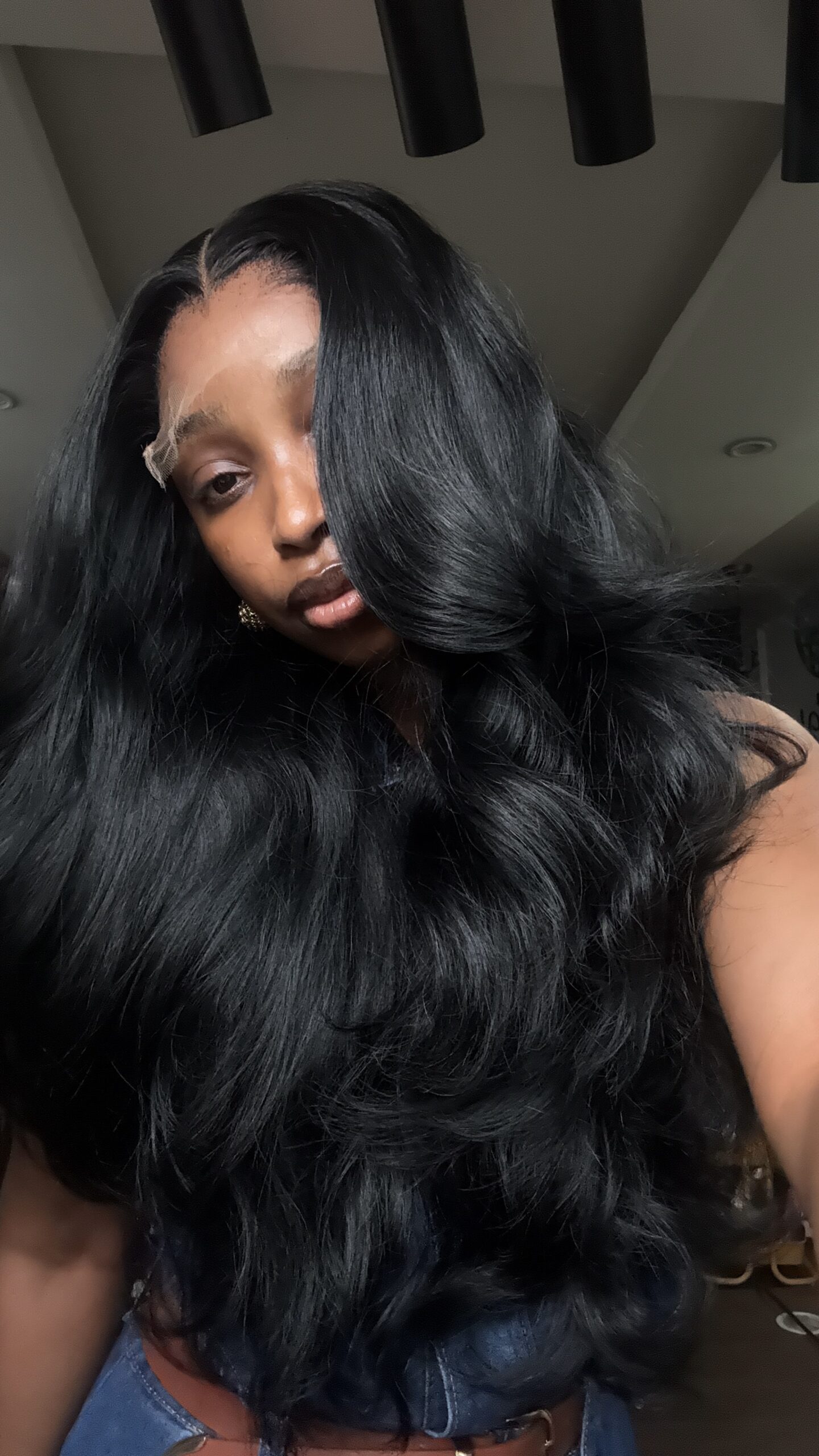 Donor Bounce Wig – 22” | 350g | 5×5 HD Closure - Image 1