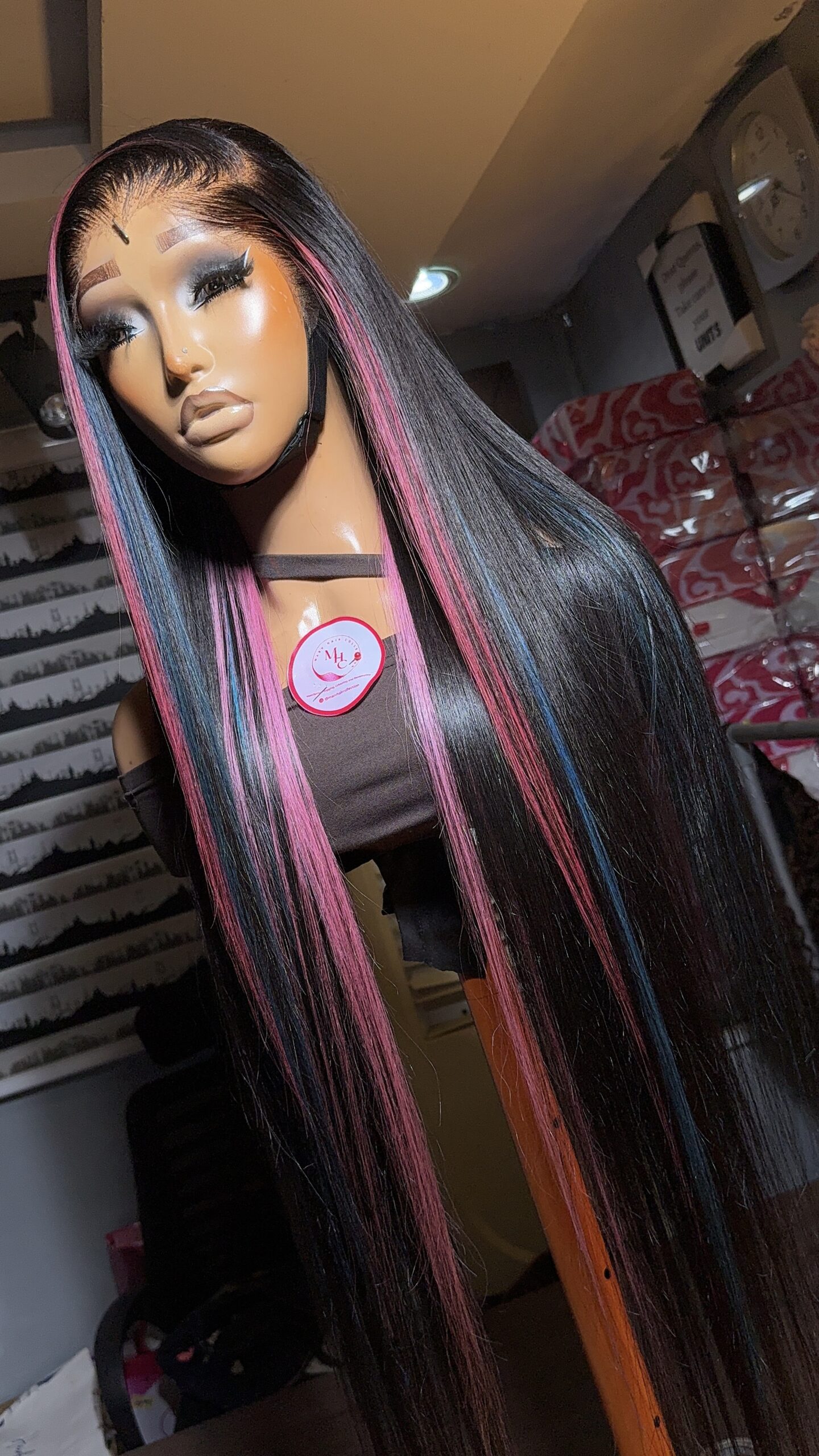 Raw Natural Straight With colored highlight Wig – 32” | 300g | 13×6 HD Frontal - Image 7
